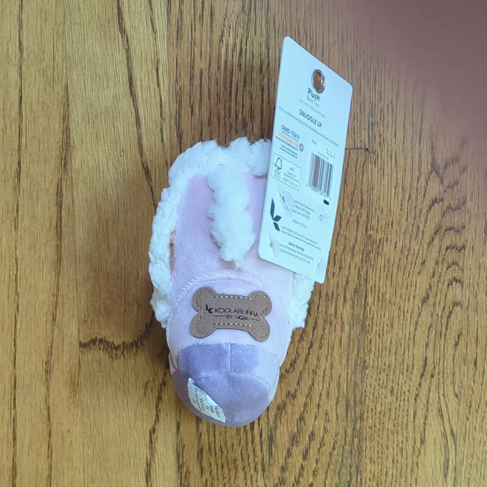 NWT Set Of 3 Ugg Faux Shoe Dog Toys Koolaburra Ugg Boots And Sandal Dog Toy